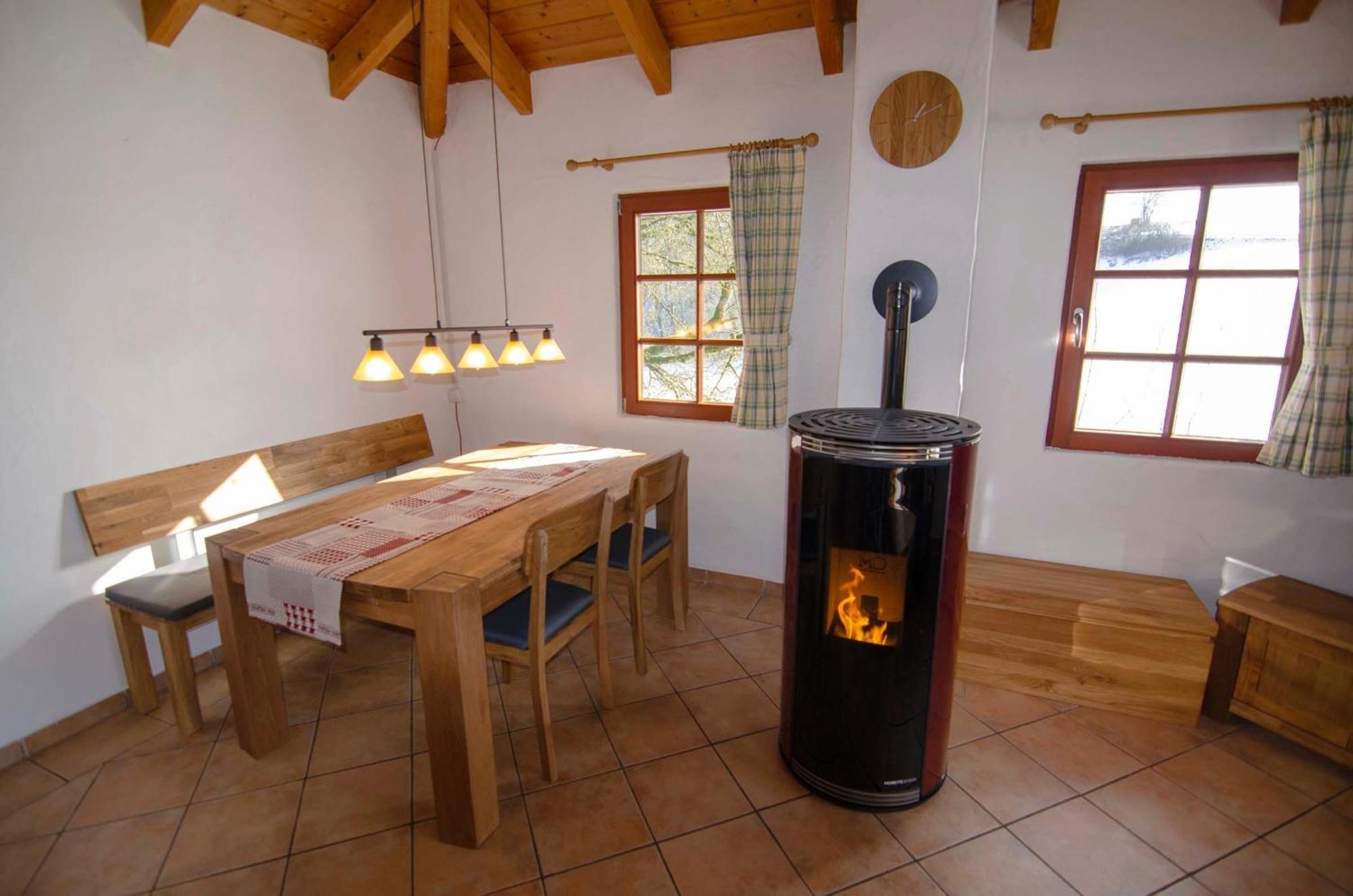 Das Ferienhaus Mondschein Im Land Der Tausend Berge - Erholung Pur In Idyllischer Alleinlage Lennestadt Luaran gambar